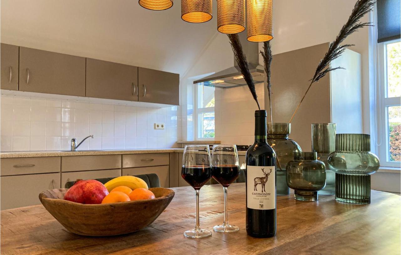Nice Home In Putten With Kitchen ภายนอก รูปภาพ
